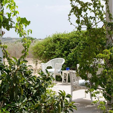 Tancredi'S Seaside Home Granelli Buitenkant foto