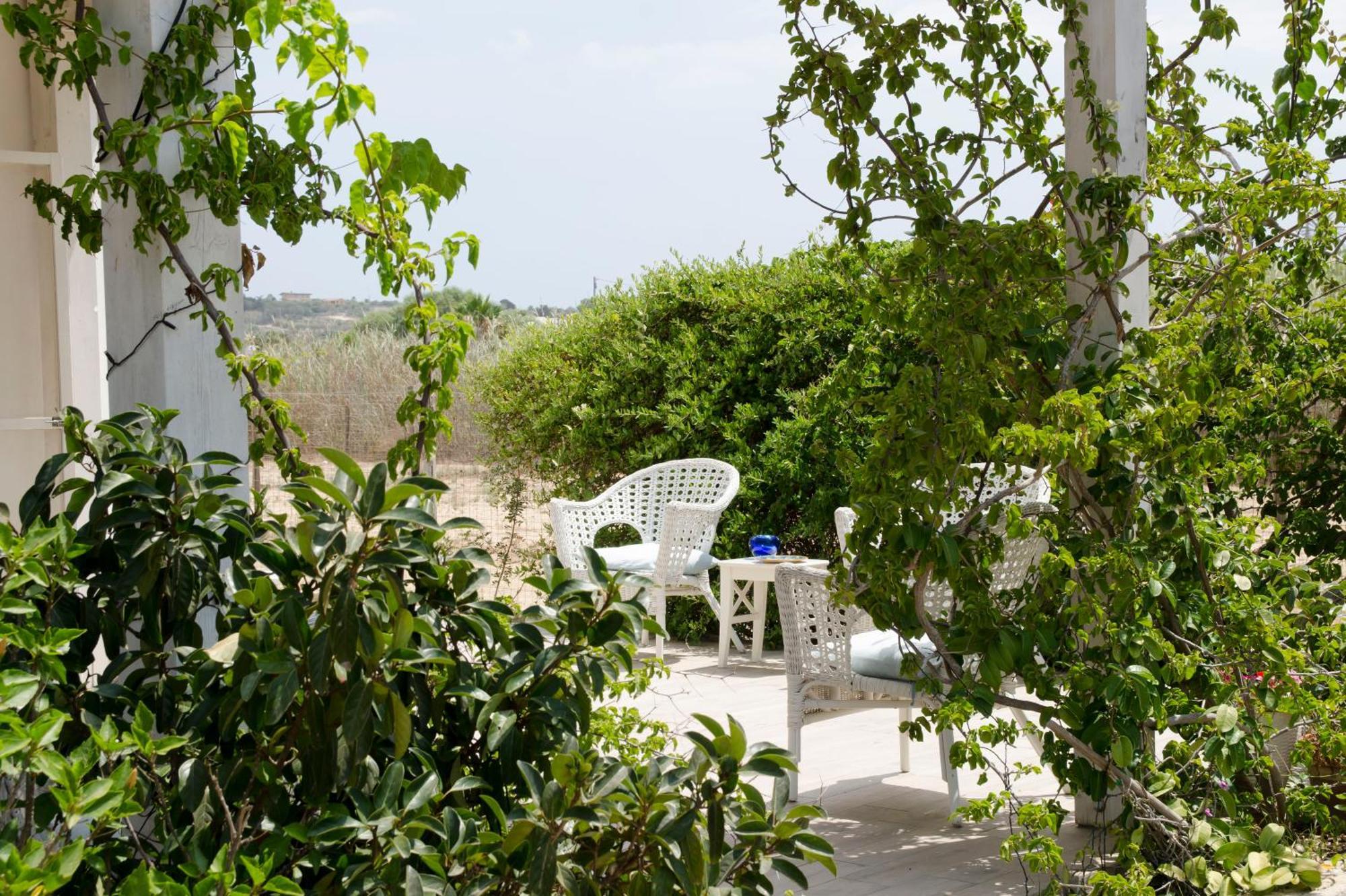 Tancredi'S Seaside Home Granelli Buitenkant foto